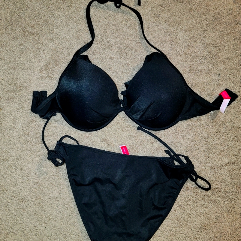Bikinis 👙👙